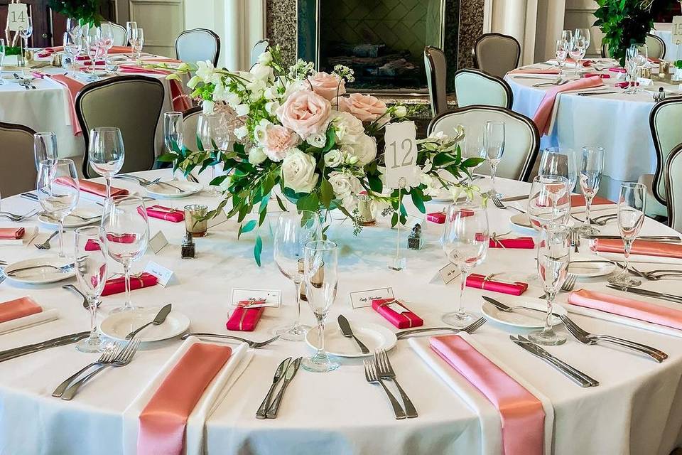 Low blush centerpieces