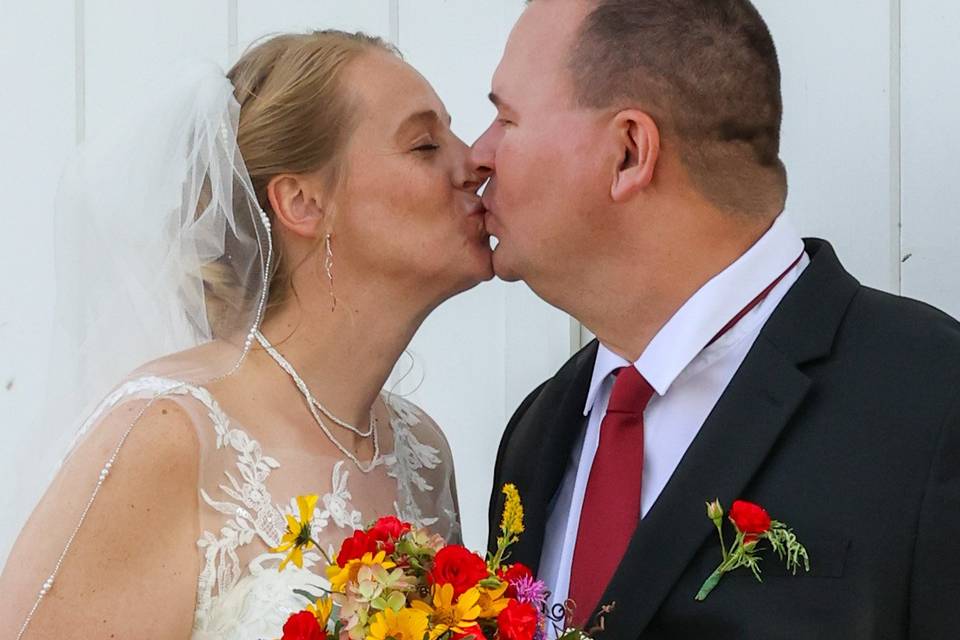 First look kiss