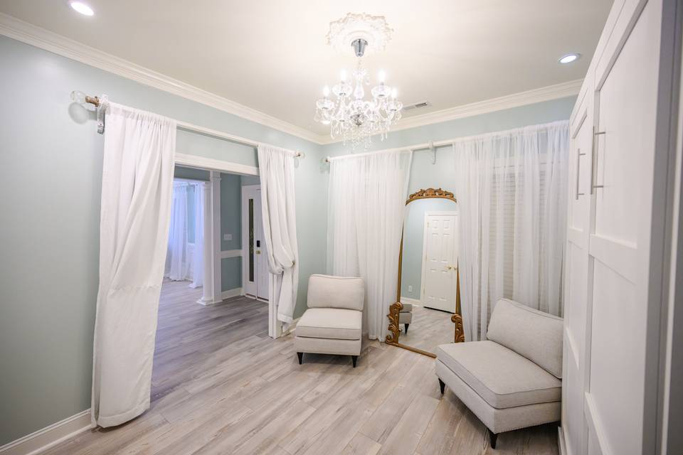 The Dressing Salon