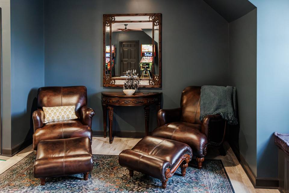 The Lounge