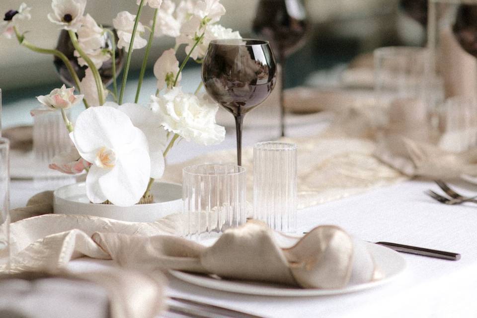 Invisible House Wedding