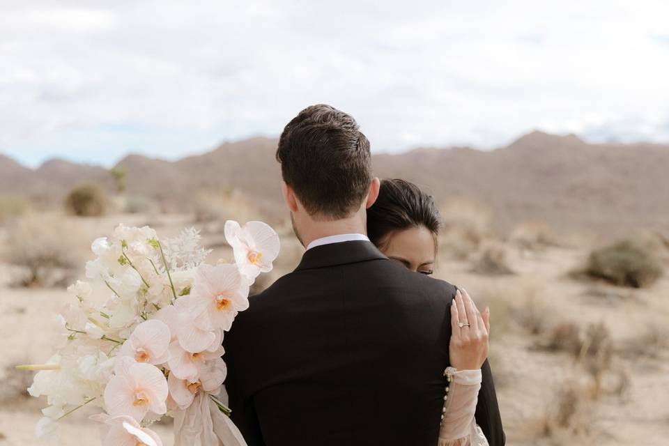 Invisible House Wedding