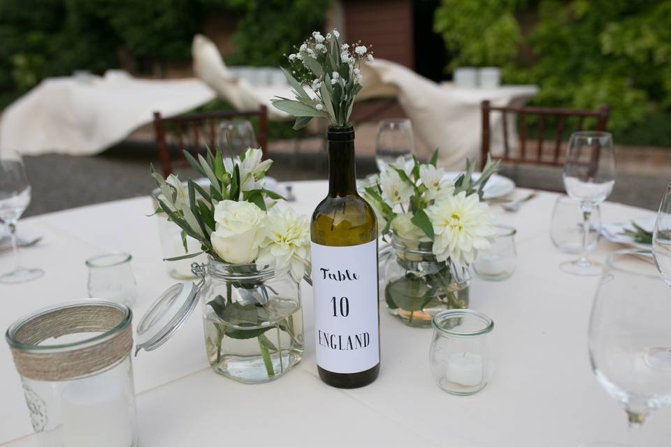 Centerpiece wine theme