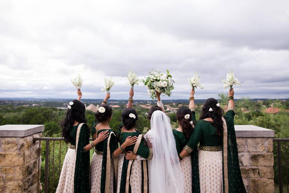 Bride & bridesmaids