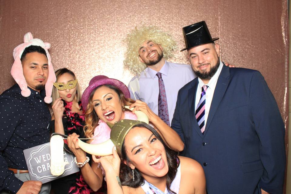 Digital Expressions Photo Booth Rental