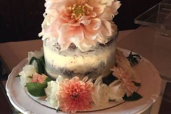 Cutting cake - wedding