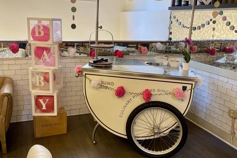 Baby Shower - Cannoli Cart