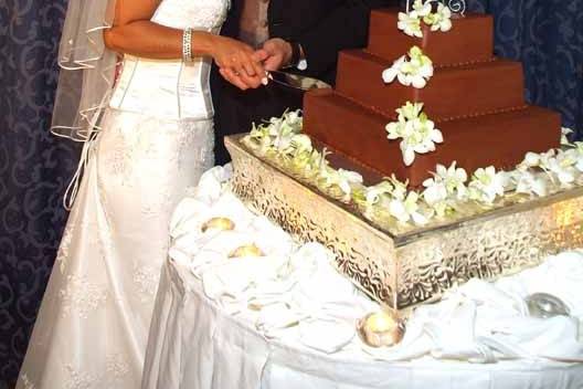 Cake cutting