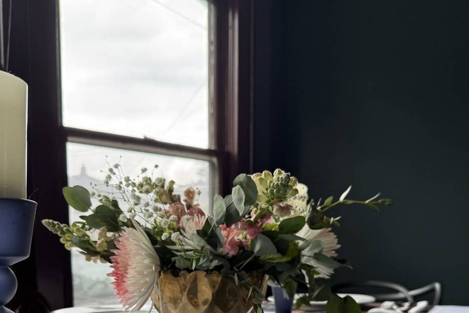 Dinnerware and flatware