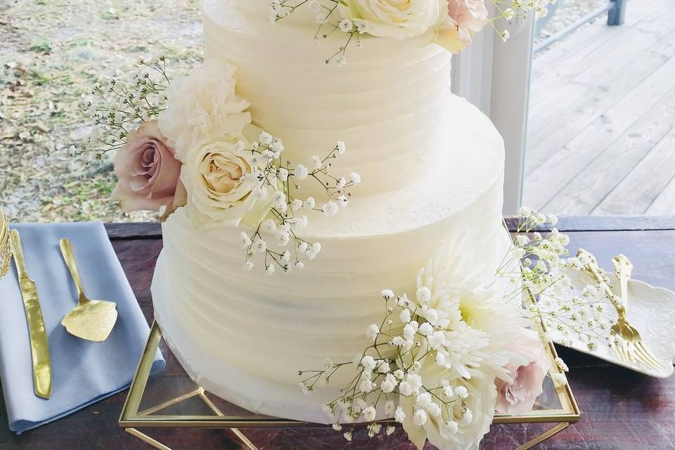 Textured Buttercream Cake