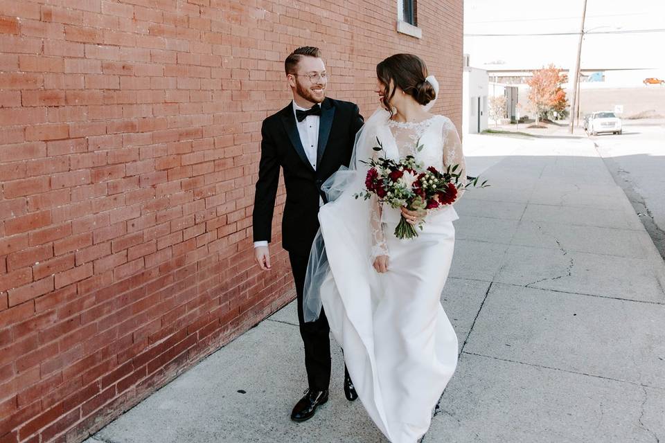 Modern bridal bouquet