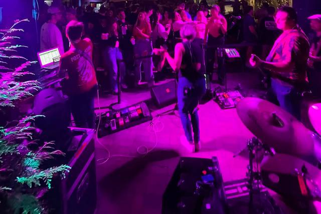 Band + crowd