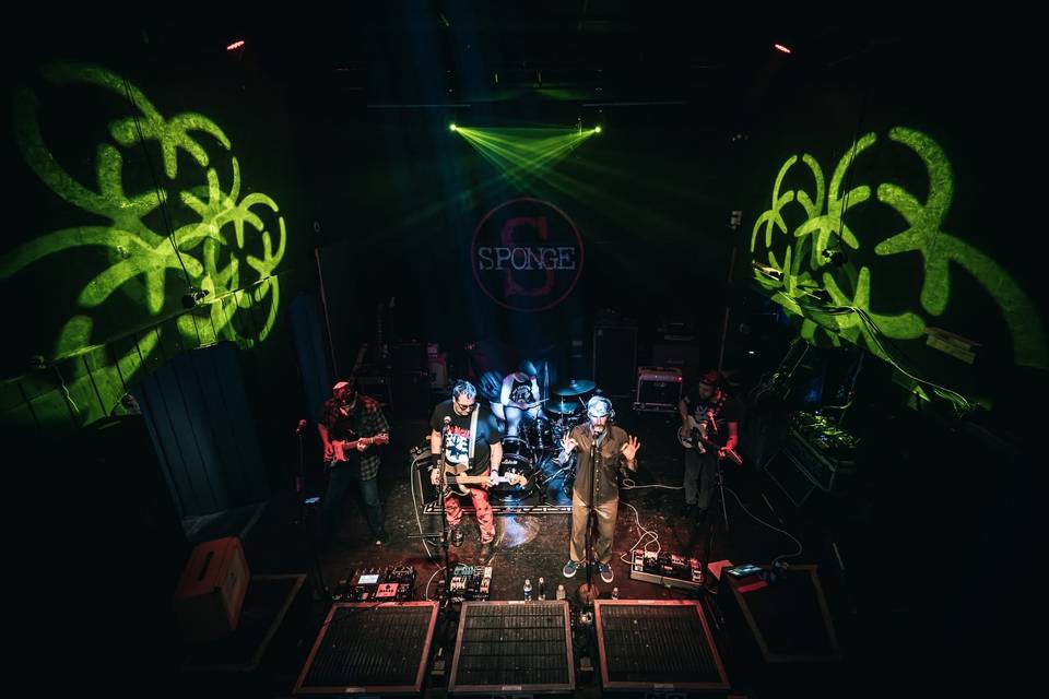 Shallow 9 opens for Sponge