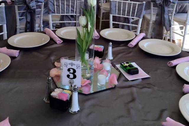 Dining area set-up