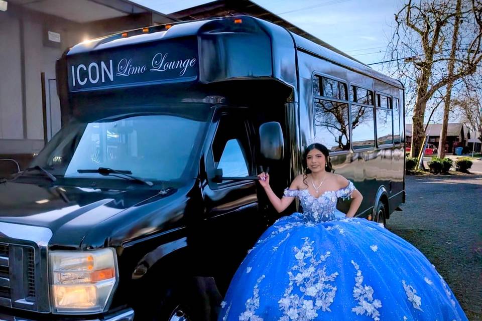 Icon Limo Lounge