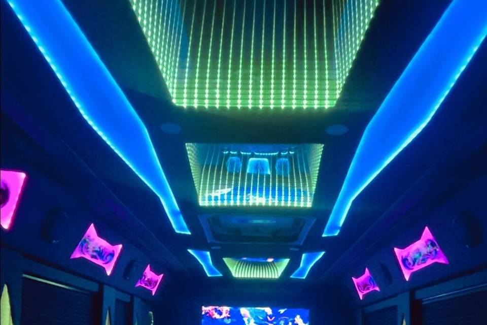 Icon Limo Lounge