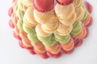 Le Macaron French Pastries