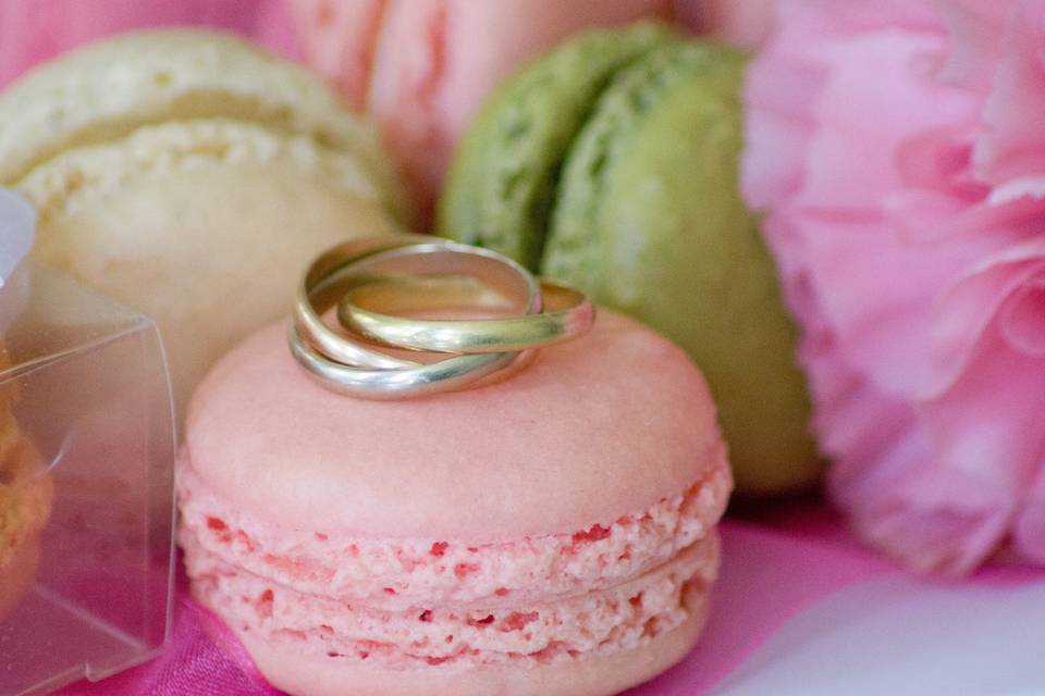 Le Macaron French Pastries