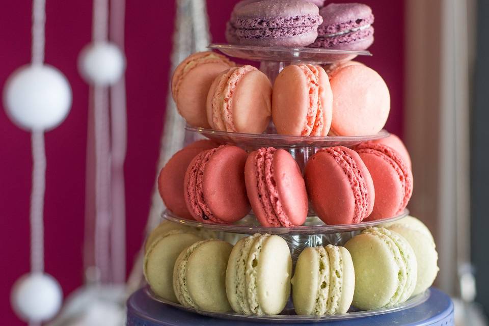 Le Macaron French Pastries