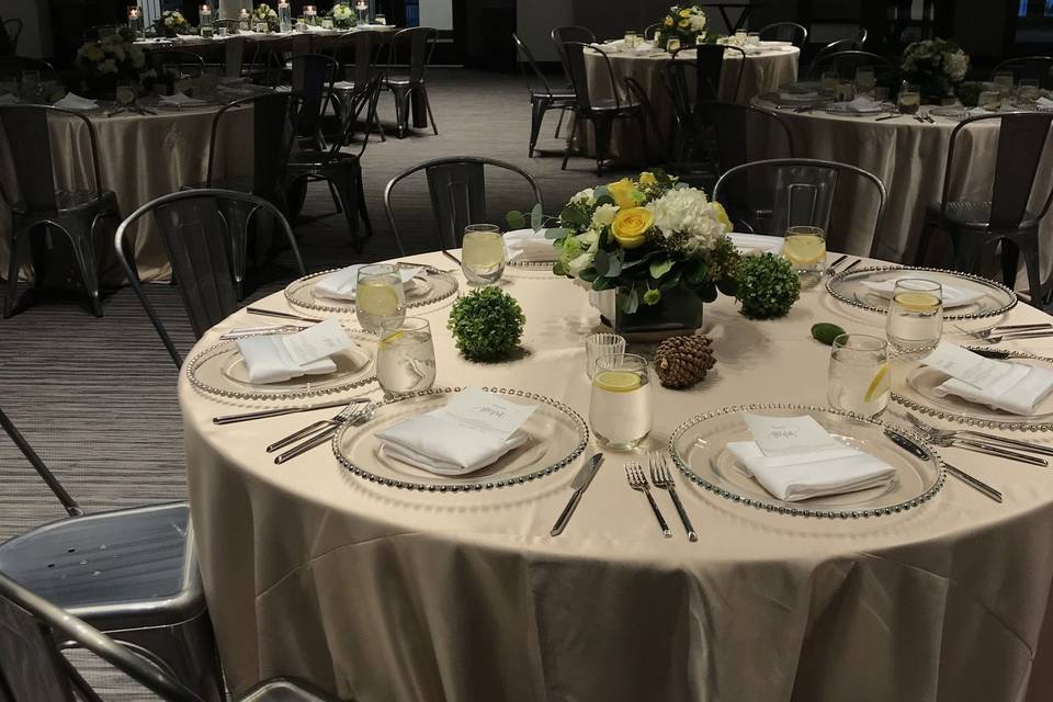 Table arrangement