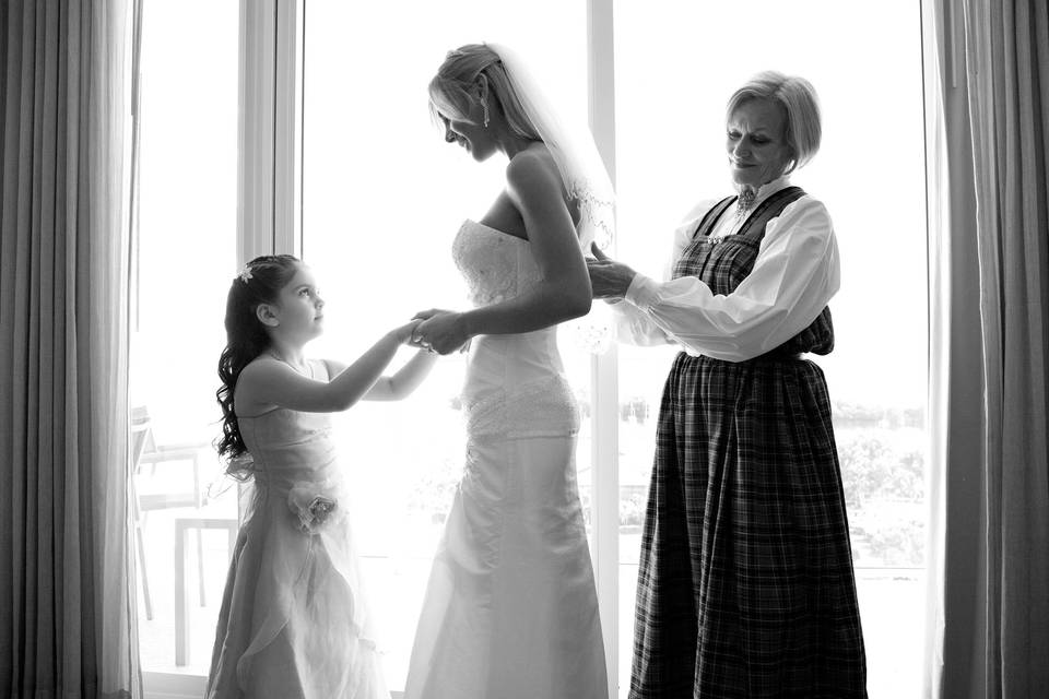 Thomas L Wedding Photography Services LLC