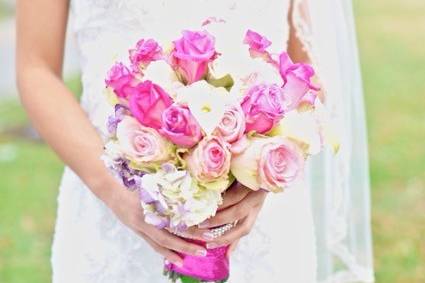 Pink and white bouquet