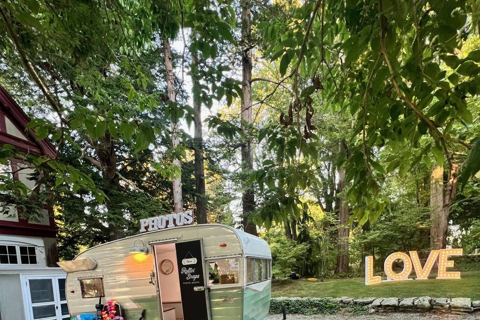 Photo booth with LOVE letters