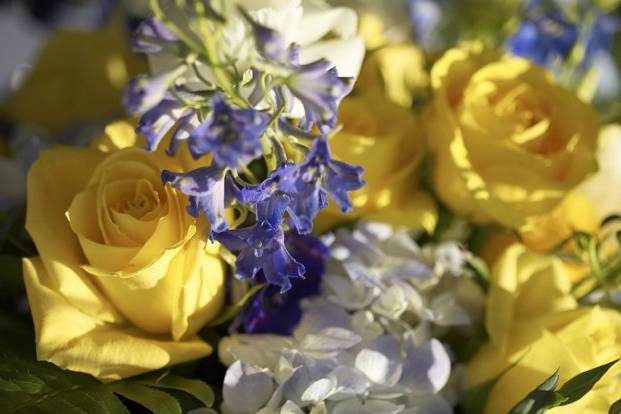 3D BLUE GOLD FLOWERS – LMNOP design boutique