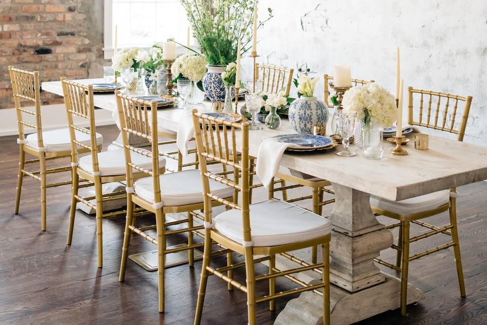 Blue and White Tablescape