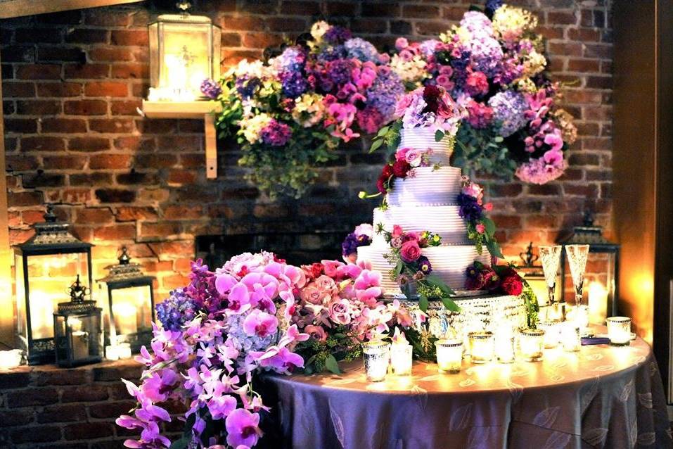 Stunning floral wedding cake