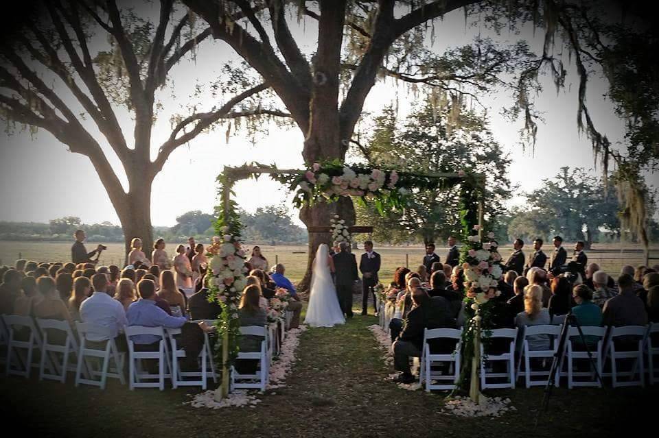 Windsong Ranch - Barn & Farm Weddings - Webster, FL - WeddingWire