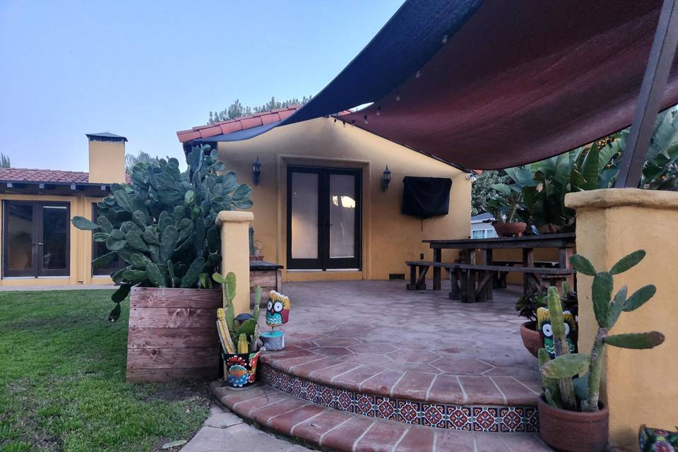 Charming outdoor patio