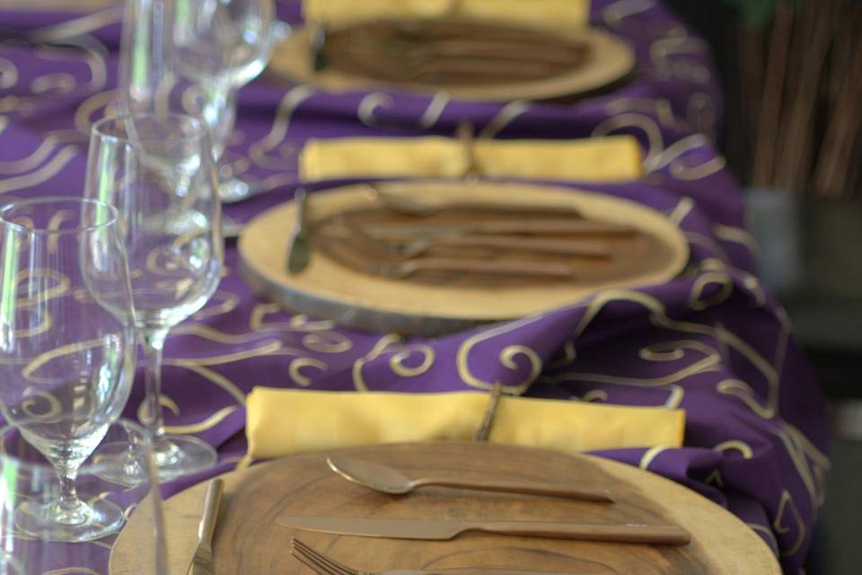 Vivid purple and gold table