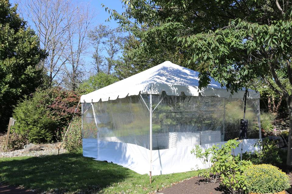 Outdoor back yard tenting