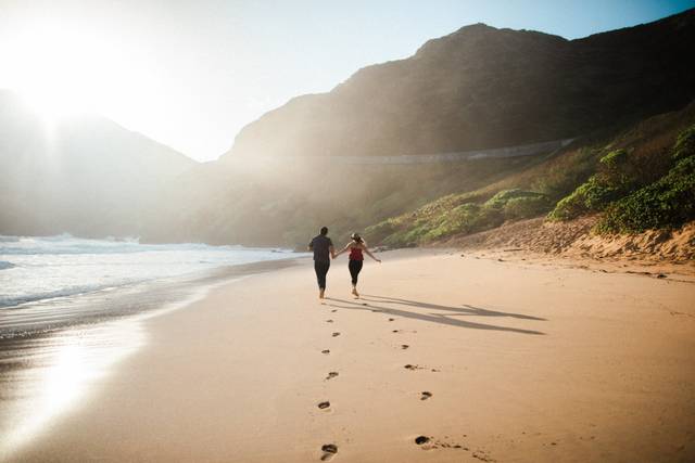 Hawaii Engagement Photographer