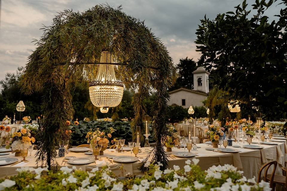 Linar Eventi: Chandelier  “Imp
