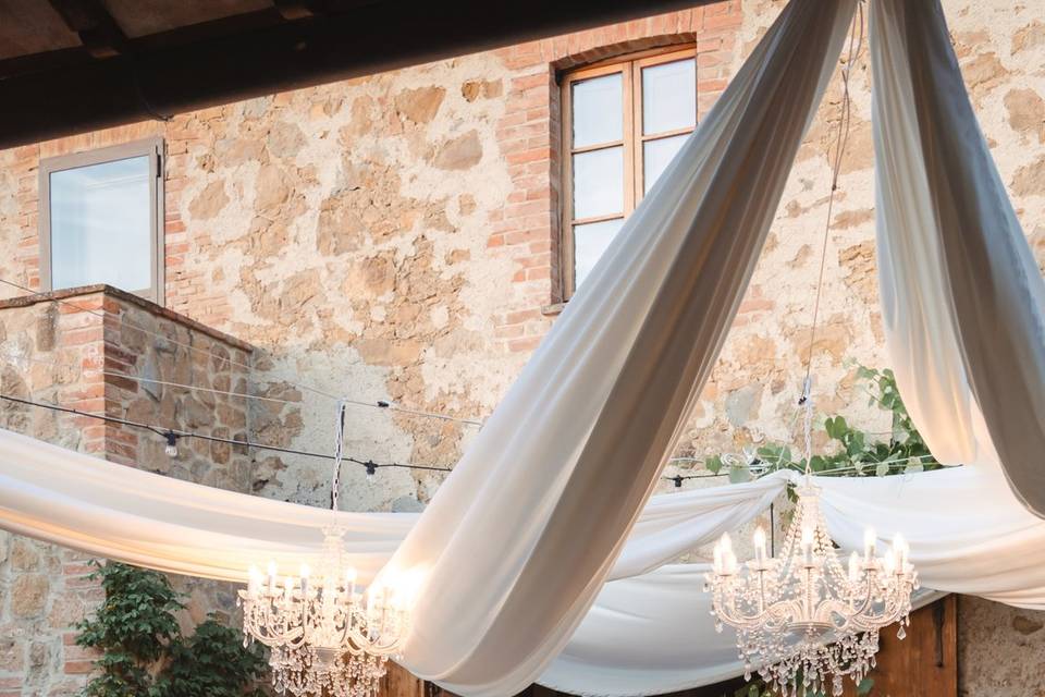 Linar Eventi: Chandelier “Crys