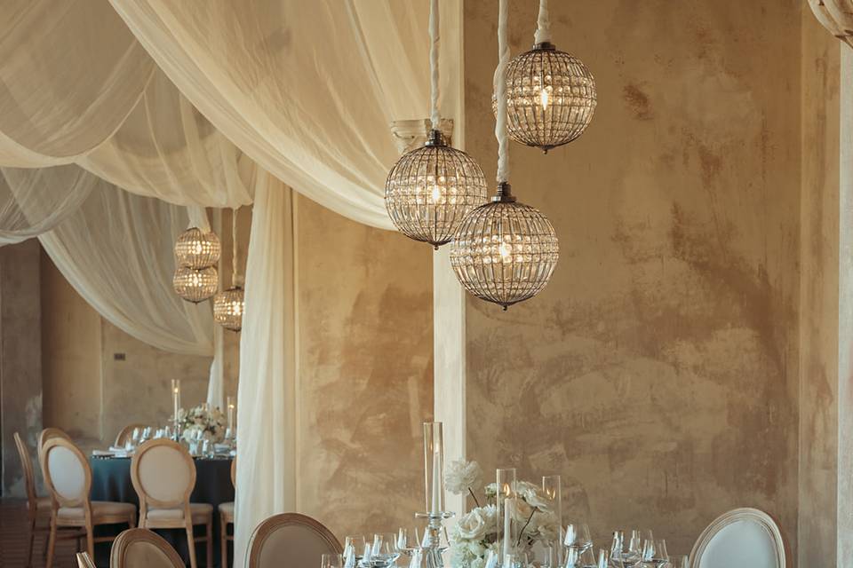 Linar Eventi: Chandelier “Crys