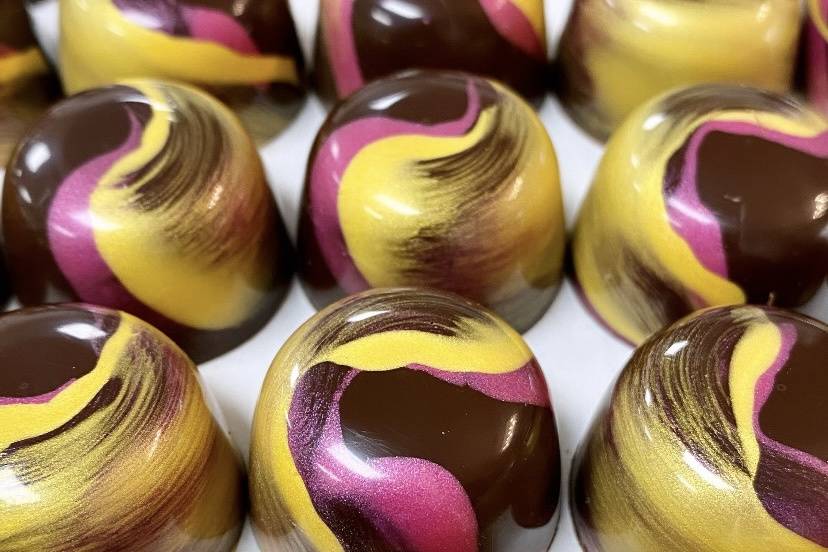 Custom color swirls!