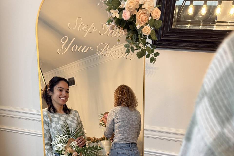 Gold Arched Mirror