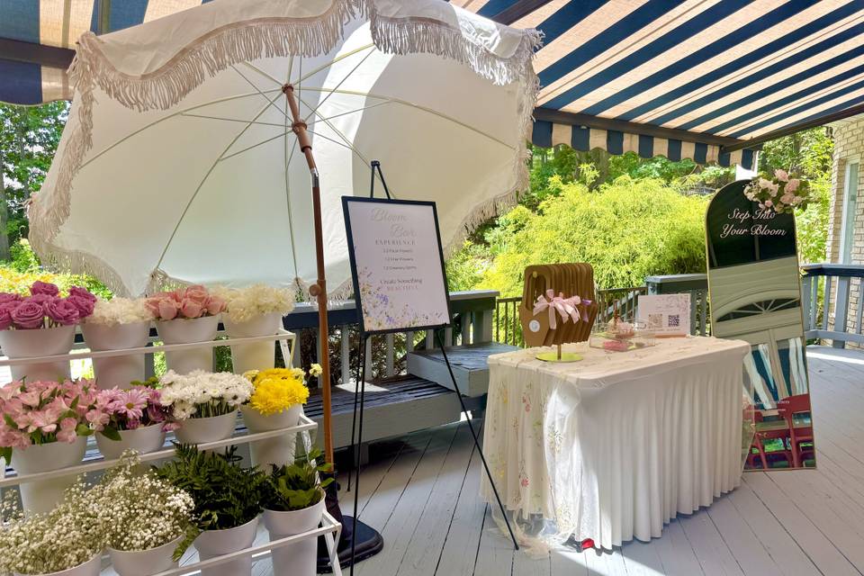 Signature Bloom Bar