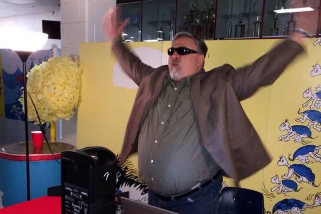 Dj on his station