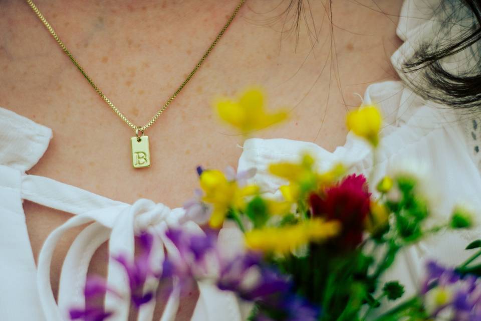 Necklace + flowers