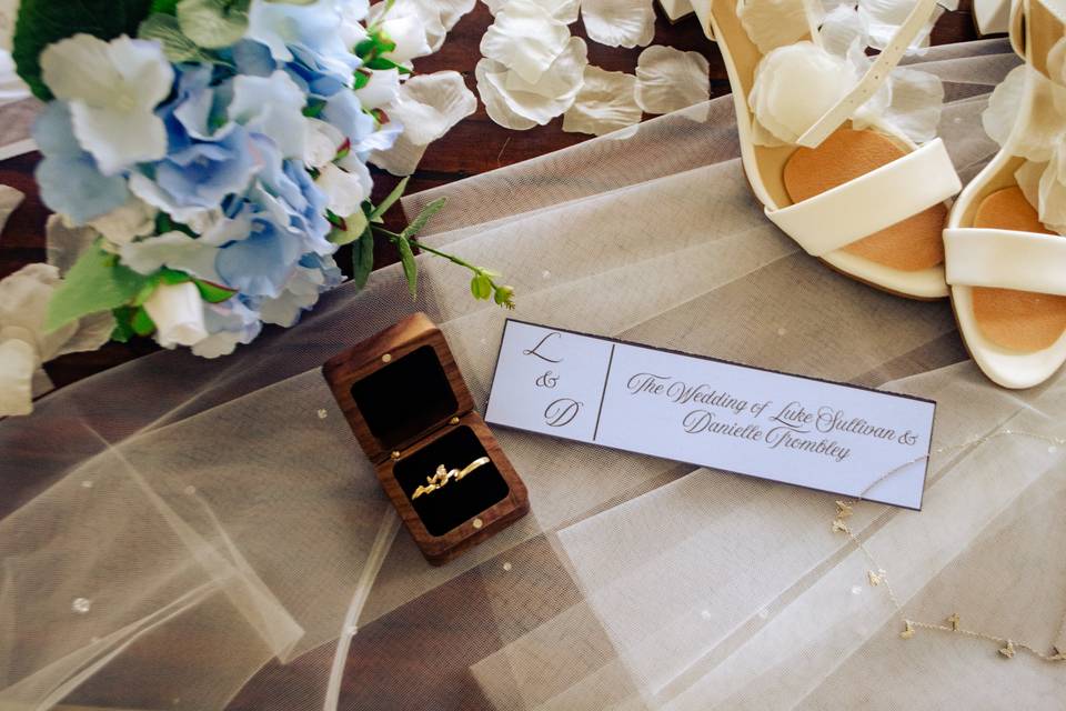 Flat lay of wedding details