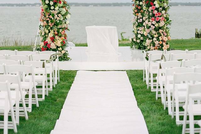 Ceremony Floral Chuppah