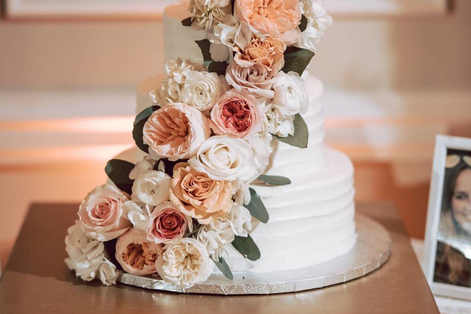 Blush Wedding Cake Florals