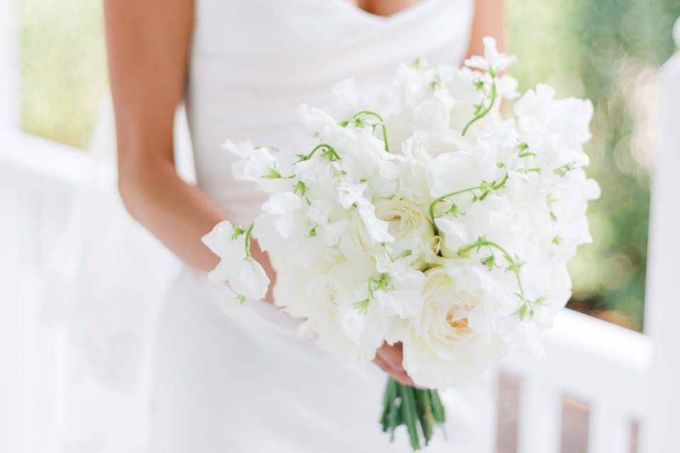 White Floral Bride's Bouquet