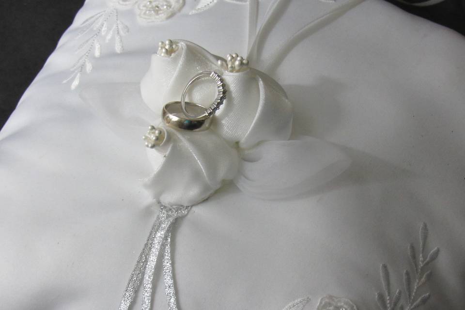 Ring bearer pillow