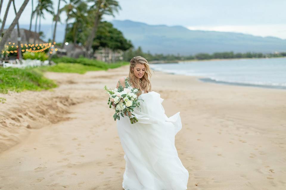 Idyllic beach backdrop - Waller Weddings