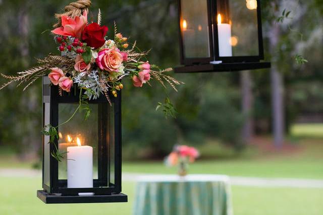 Beautiful lanterns for Fall.